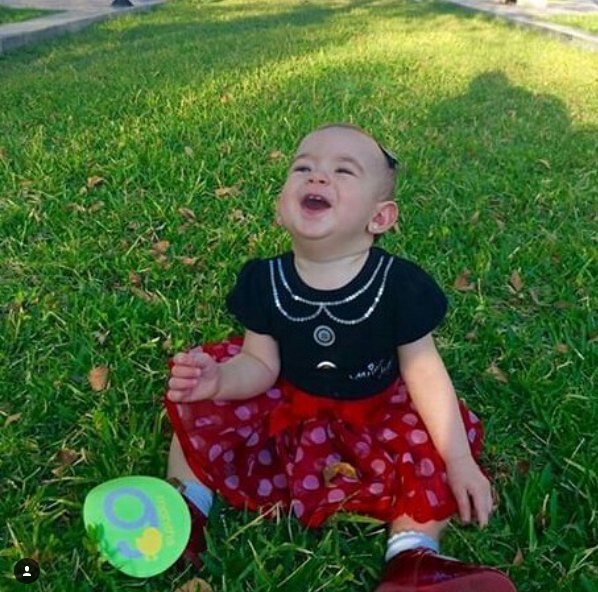 tacherbernal's tweet photo. Ya mi chiquita tiene 9meses Felicidades princesa♡ https://t.co/nu5Y043fcX