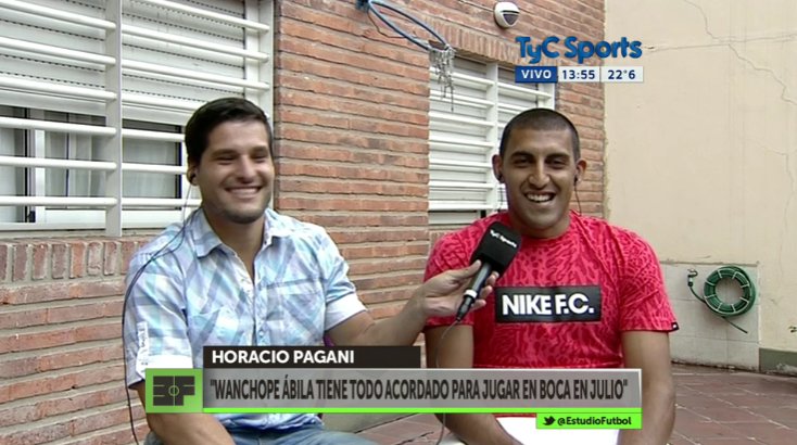 la12tuittera's tweet photo. .@HoracioPagani " @wanchopeabila9 tiene todo arreglado para jugar en julio en #Boca" 
El jugador de Huracán sonríe https://t.co/MmIyaL28rF