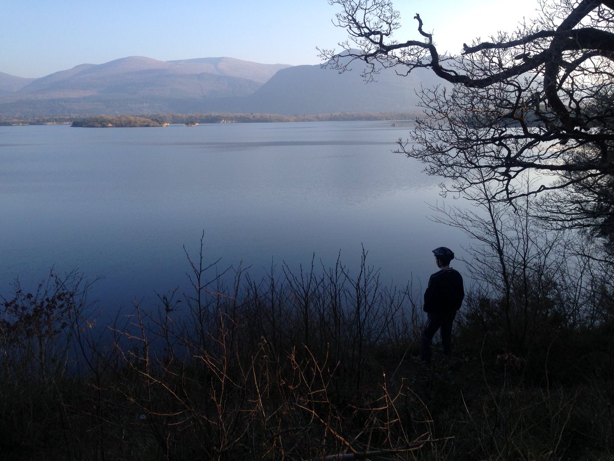 JustFoodCompany's tweet photo. Stunning lakes of Killarney this evening https://t.co/PcxhnX2krI