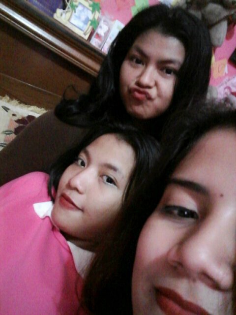 CIRADEAN3's tweet photo. Selagi bisa ngumpul kenapa tidakk *kurang2febi&amp;angel https://t.co/uxPrjFFHfR