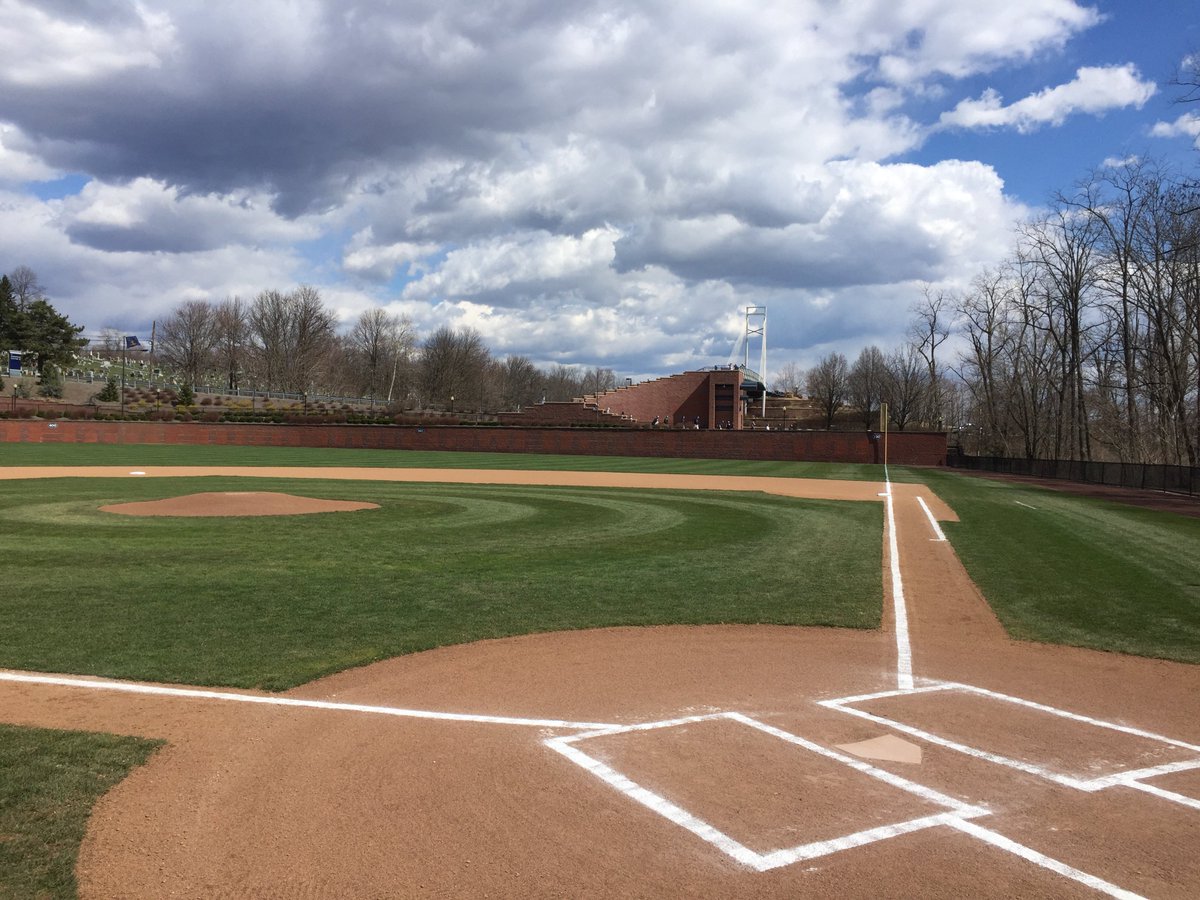 Coach_Schell's tweet photo. Show me a more perfect entrance to a ballpark. Good chance to clear your mind and switch to game mode https://t.co/j4lNSkXCLi