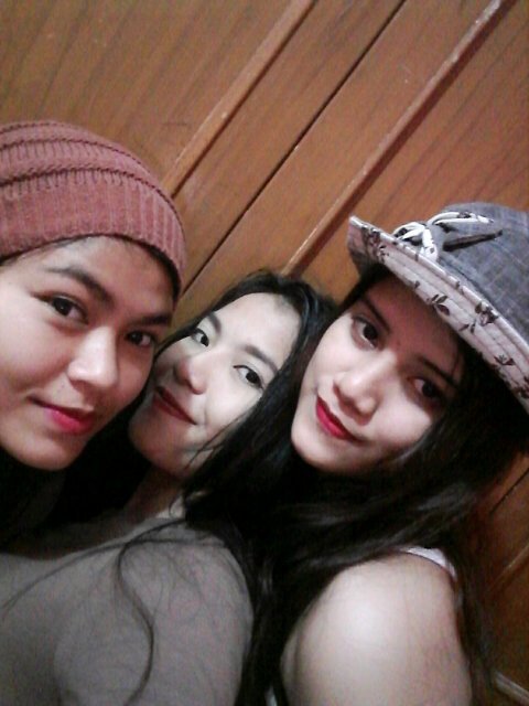 CIRADEAN3's tweet photo. Hihii kalok udah jumpa yaudahlaa. Ancur semuanyaa wkwk. *kurang2lagifebiangel https://t.co/DU6qSvxtQO