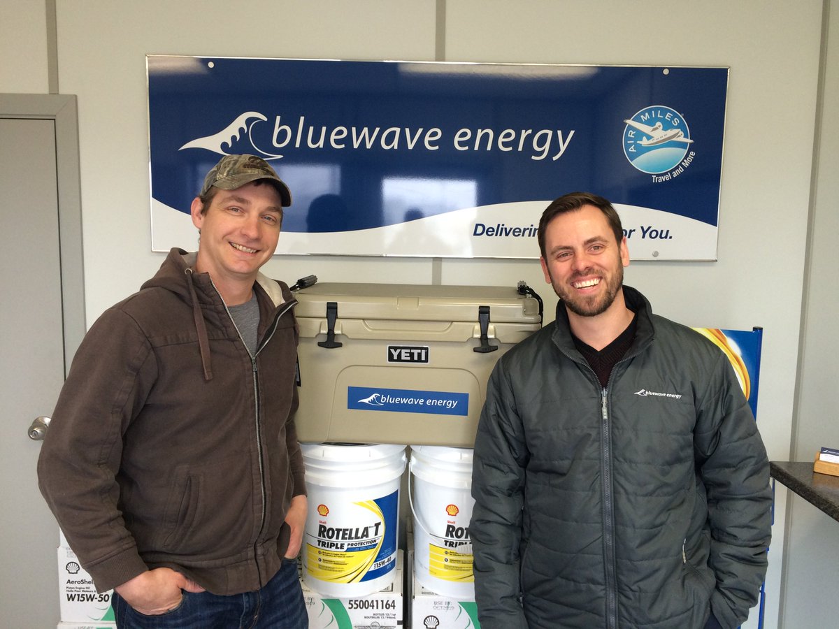 BluewaveEnergy's tweet photo. Congratulations Martin Constapel! Winner of our Yeti cooler prize draw at the 2016 @OttawaFarmShow! #OVFS16 https://t.co/O395flkwWB