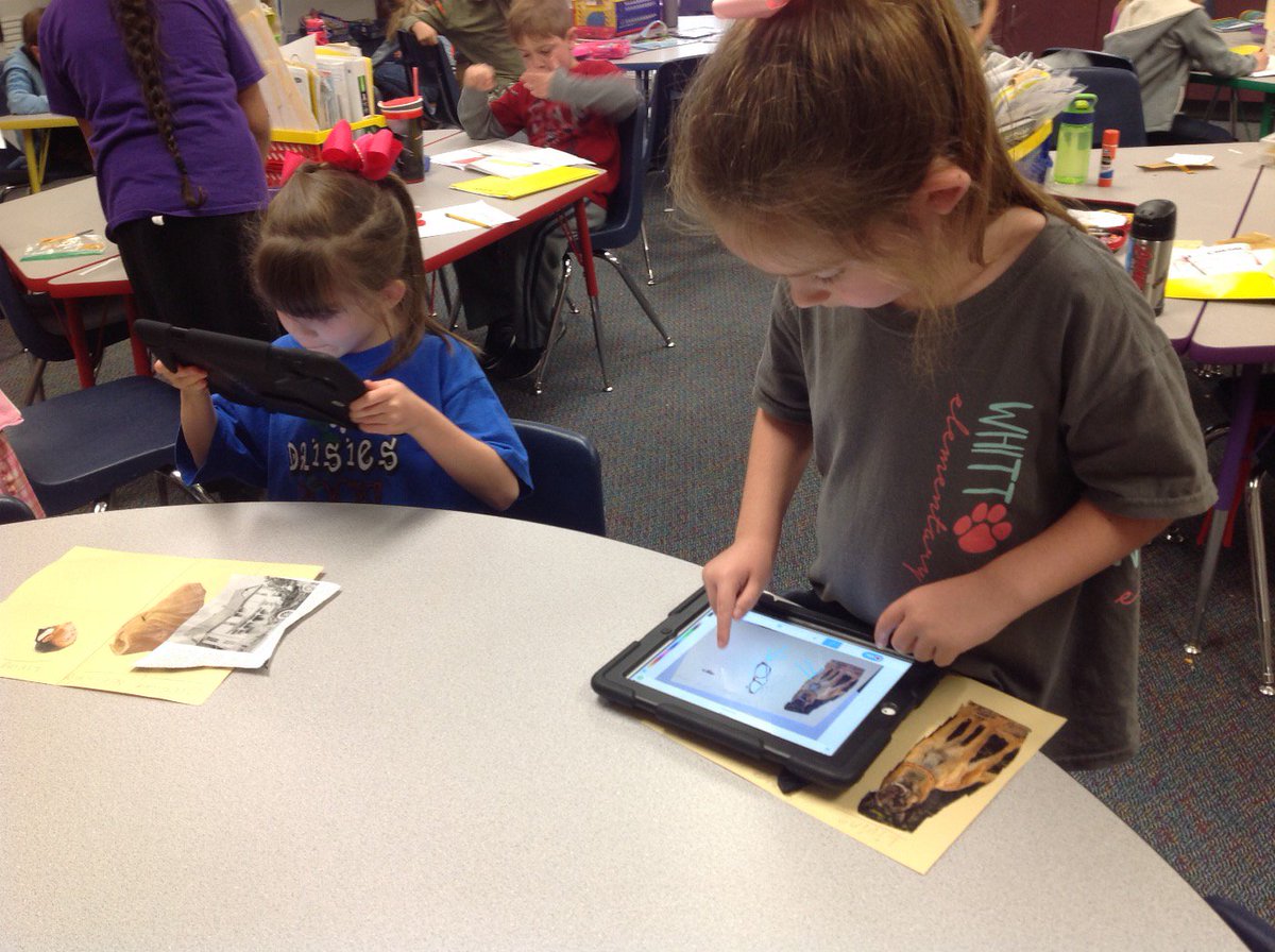 1stWhittWolves's tweet photo. @Seesaw 1st graders explaining what is living, nonliving and what was once living. #wearewhitt https://t.co/0hrlVZ4nbD