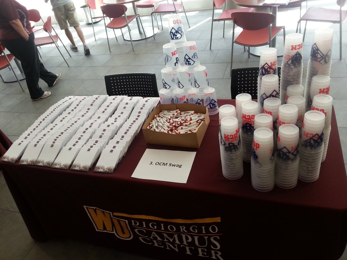 ScottS_OCM's tweet photo. Thanks Winthrop U No Frills Team. Creative display! #saacurh https://t.co/8s5vyuULX1
