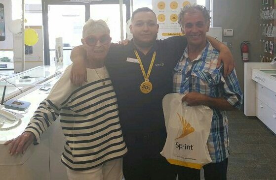 Leo_PalmDesert's tweet photo. ASM David getting an SPC with the first Customer of the day! Referrals pay off!!! #PLDonFire #SprintPromoter https://t.co/WhuhQunO0U