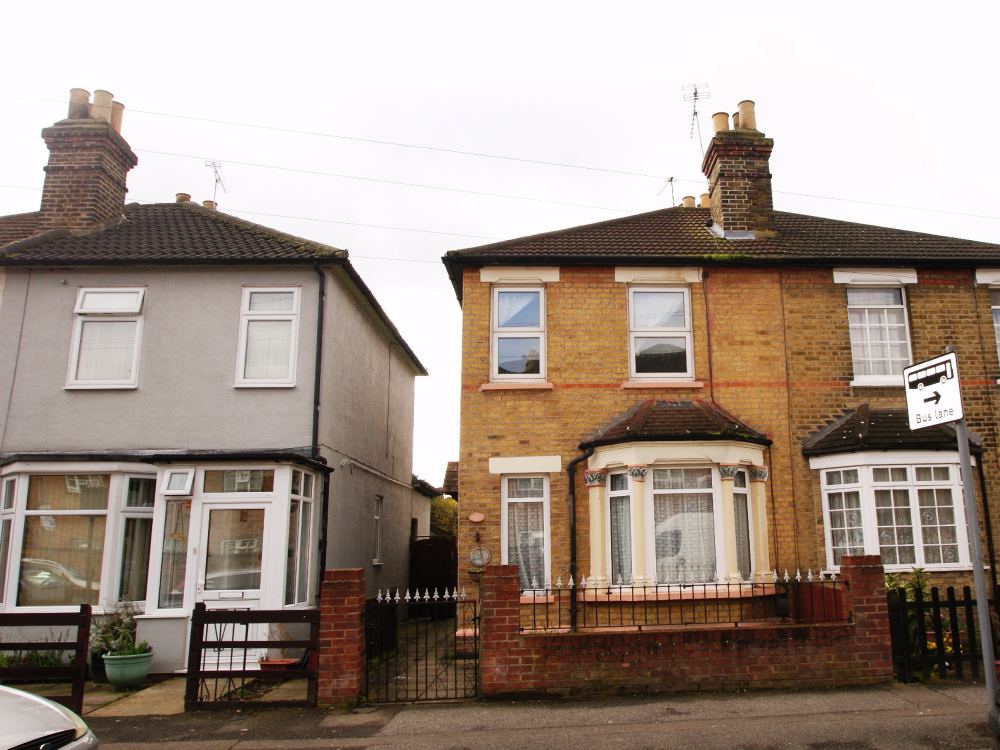 GBPESTATES's tweet image. #LETTINGS Cotleigh Road #Romford #Essex – 3 bedroom - £1,250 - £1,275 pcm - Available End of March @GBPESTATES