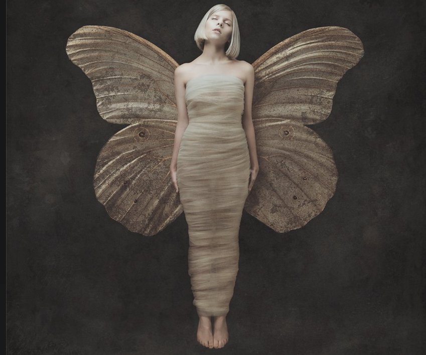 Decompozmag's tweet photo. #music is #magic. Paint your #friday with @AURORAmusic. #TGIF #decompoz
#listen >>>https://t.co/z95u7AHRPr https://t.co/TdtjajB79D