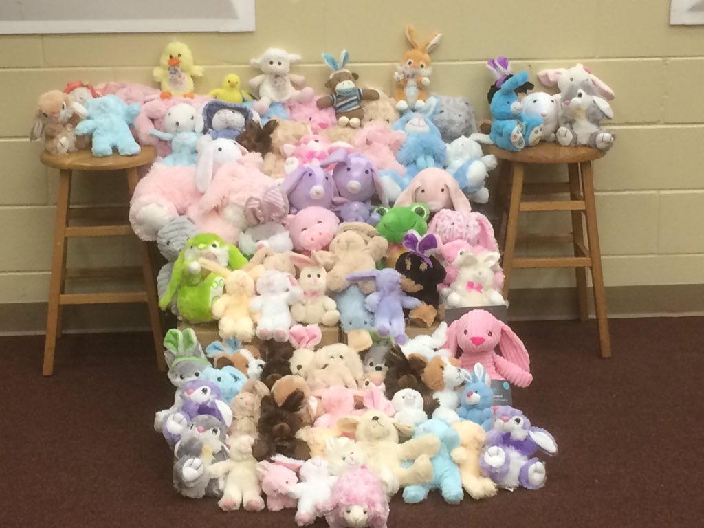 hsa_nhs's tweet photo. Thank you to everyone who brought in bunnies. We were able to collect over 80 bunnies for the children at LRMC! 🐰🎀🎉🐰 https://t.co/Pd2I55fe4F