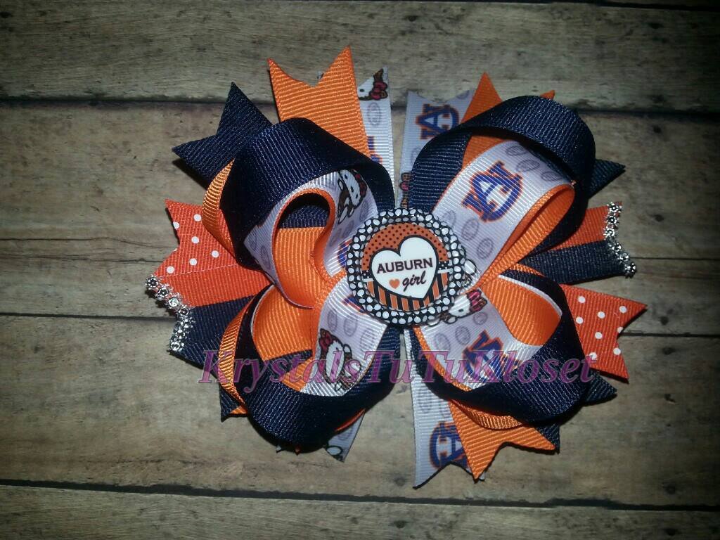 KrystalsKloset's tweet photo. Auburn kitty inspired hair bow - stacked bow https://t.co/XRdcGjM4Ar #KrystalsTuTuKloset #GameDayBows https://t.co/dW1Qk8TSvv