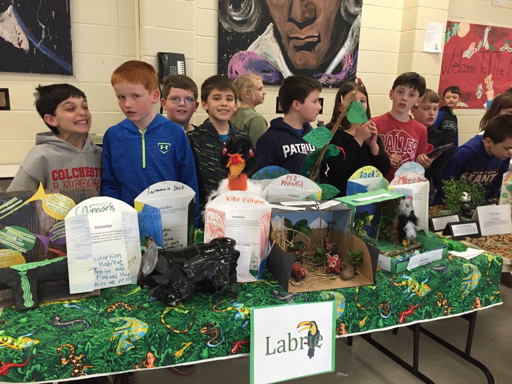 LabrieJen's tweet photo. Rainforest Display by fourth graders today. https://t.co/9mcKIXqHJ1
