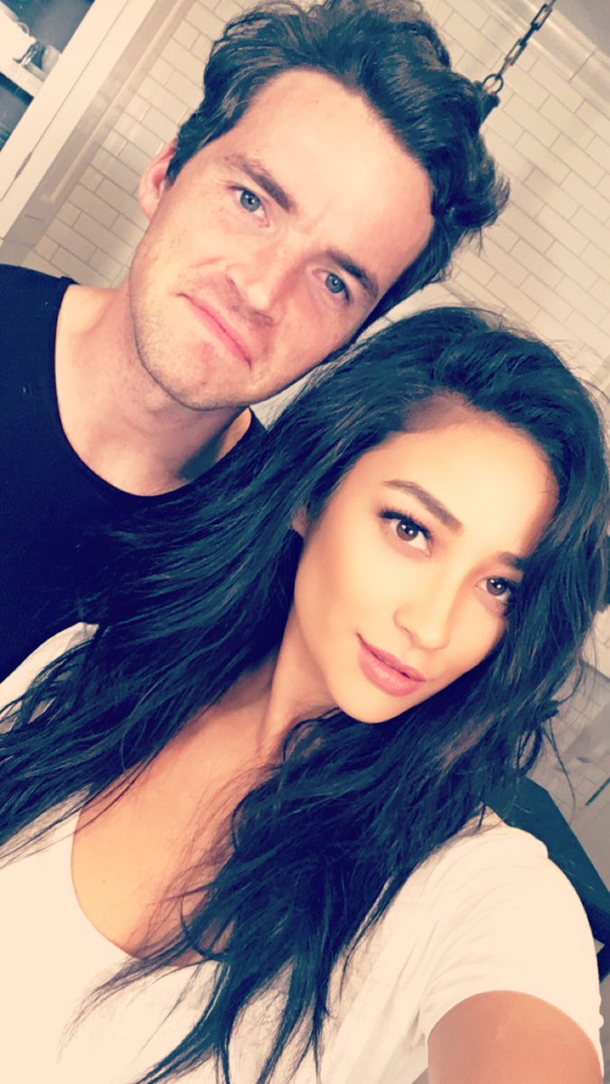 shaymitch's tweet image. One of us is normal 😜 #FlashbackFriday @IANMHARDING