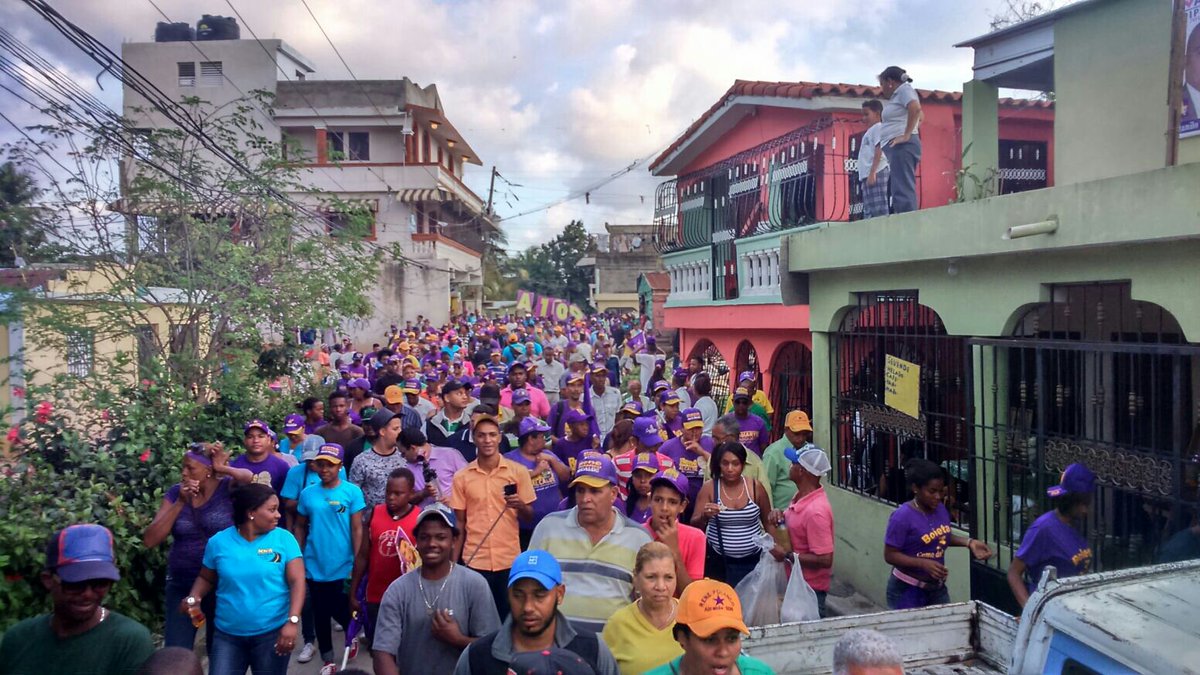 abreu_loraini's tweet photo. Vamos indetenible con el gerente que cumple de SDN #RenePolancoAlcaldeSDN https://t.co/wkLtjH9zsV