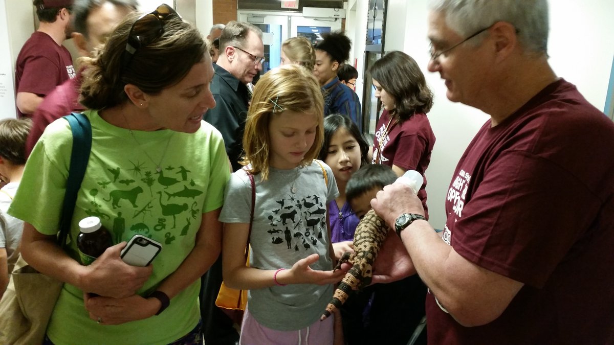 asuSOLS's tweet photo. #SunDevilGiving We LOVE our reptiles &amp; so does everyone else! @asuSOLS @asufoundation @ASUopendoor @ASUResearch https://t.co/CfG0dL1NM6