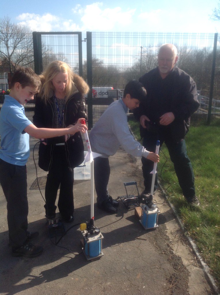 anne_y6's tweet photo. What a fantastic science week we've had at St. Anne's - ending with our showcase this evening. https://t.co/iffbhf9bSq