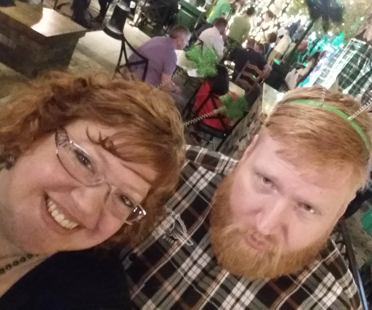 GingerAleGames1's tweet photo. @OtherGngrJondi and @MaxHolliday had a great time at #GAMA2016 in Vegas and finished the week in true #ginger style https://t.co/lwmuu6E5LR