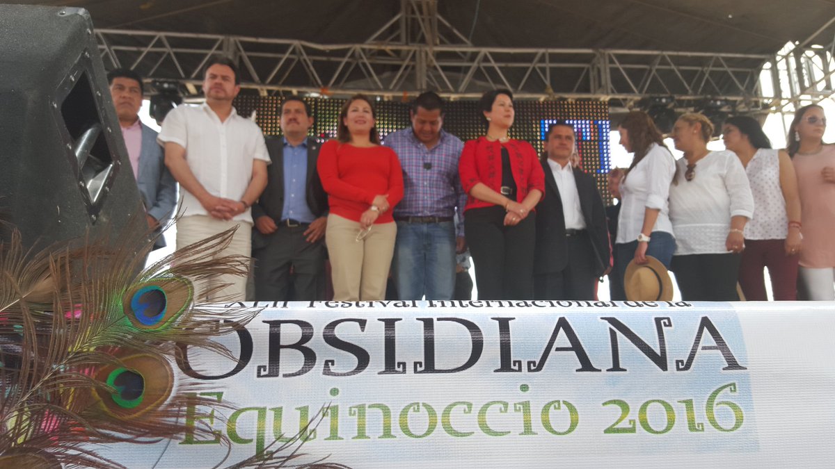 danvelaz's tweet photo. Protocolo de inicio del #FDLO EN #Teotihuacan @bettynabenitez @EdomexTurismo @SECTUREM_COM https://t.co/JbhgUoIgFo