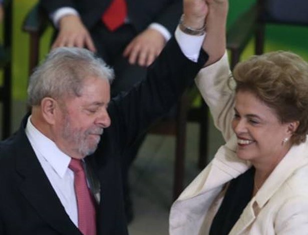 UOLNoticias's tweet photo. #URGENTE Justiça suspende 2ª liminar que impedia posse de Lula como ministro https://t.co/y7MVNKYn8n https://t.co/oaM5vb0tuo