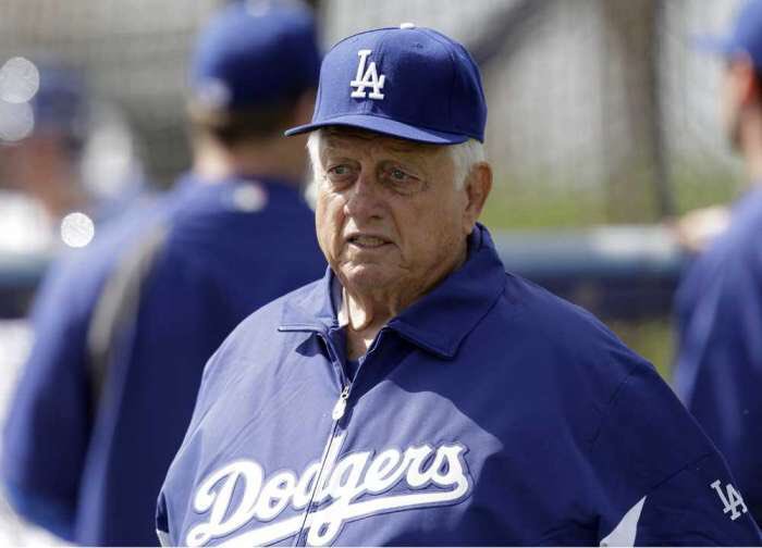 BaseballQuotes1's tweet photo. Baseball is like driving, it's the one who gets home safely that counts. -Tommy Lasorda https://t.co/IfwrLna8Kz