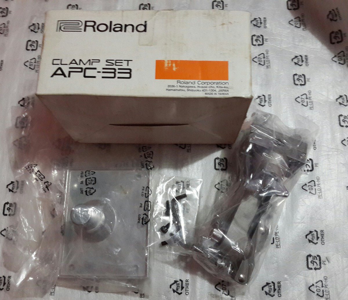 new old stock Roland APC33 SPD mounting Rp.550k pin 79D50358 082113081567 <a href="/drum_market/">drummarketindonesia</a> <a href="/drumseller/">DrumSeller</a> <a href="/DrumNiaga/">Drum Niaga</a>