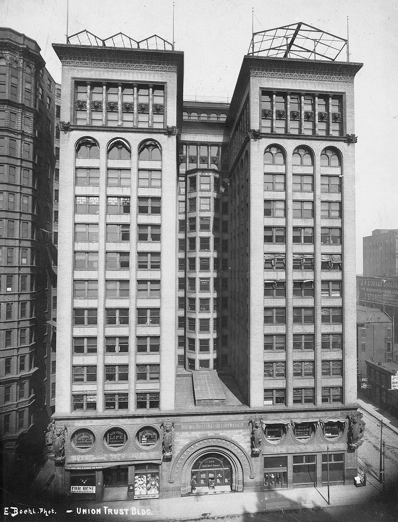 RestorationSTL's tweet photo. So excited to together w/@SPACEarchitects to work on rooftop SkyBar& floor 15 of #705olive @downtownstlouis https://t.co/pgGSOdZZqv