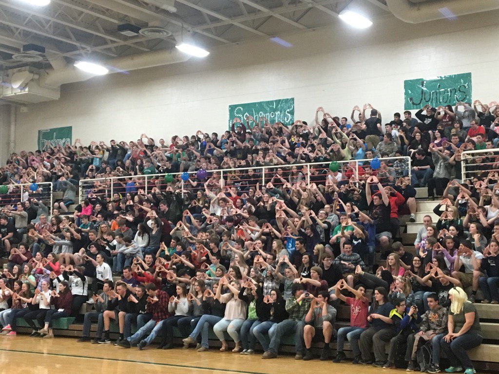 WestPerryHS's tweet photo. Diamonds Up!!!!
#FTK https://t.co/QckxnsasXi
