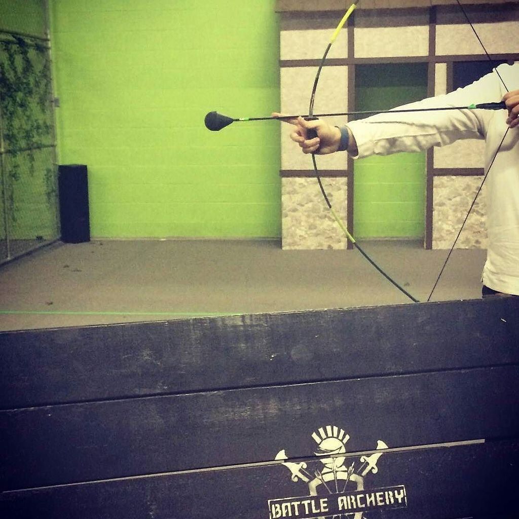 BattleArcheryCA's tweet photo. From @resolutephotography - Battle Archery; day outside of office. #battlearchery #brampt… https://t.co/EGonuR6xzm https://t.co/vaTPeRSuph