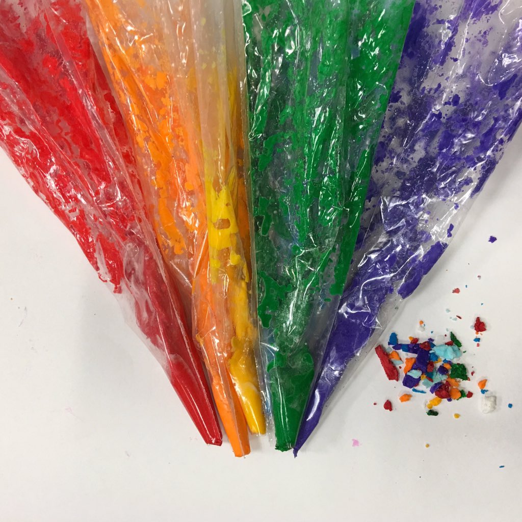 thekindcake's tweet photo. #color. #glutenfree #vegan #allergyfriendly #cupcakes #nashville #frosting https://t.co/JCnvWtBBzD
