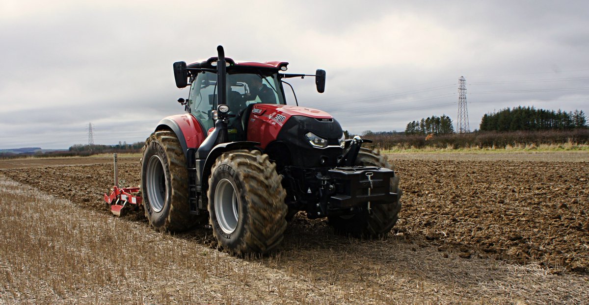 Possibly the finest looking tractor ever <a href="/CaseIH_UK_IRE/">Case IH UK & IRE</a>
