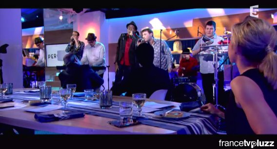 La musique les réunit, au delà du handicap : <a href="/percujam/">percujam</a>, en LIVE tout de suite chez #CàVous !