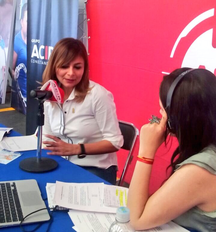 IsaOrtizDIF's tweet photo. Me encuentro platicando con @grupoacir #Noticias hablando de la próxima #JornadaInclusiónLaboralPCD. https://t.co/fhHmkjtvYQ