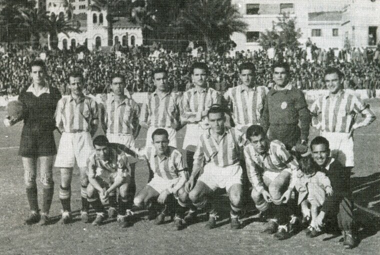 manuelcarrasco_'s tweet photo. Porque nuestro Recreativo de Huelva ,decano del fútbol español y la afición merecen seguir adelante, 
Vamos Recre!! https://t.co/KYE9fa6UeA