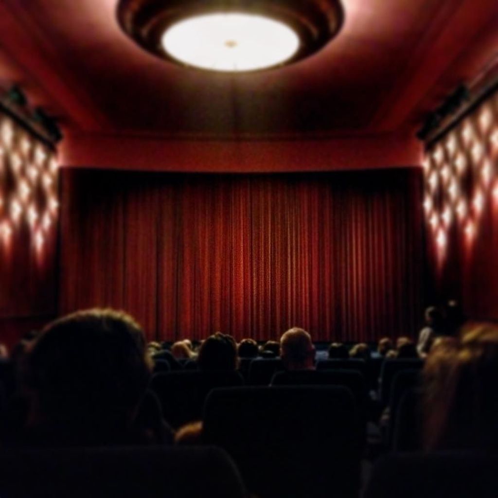 OomenBerlin's tweet photo. #Kino
#birnenkuchenmitlavendel
#delphifilmpalast https://t.co/MXjRyJu3ed