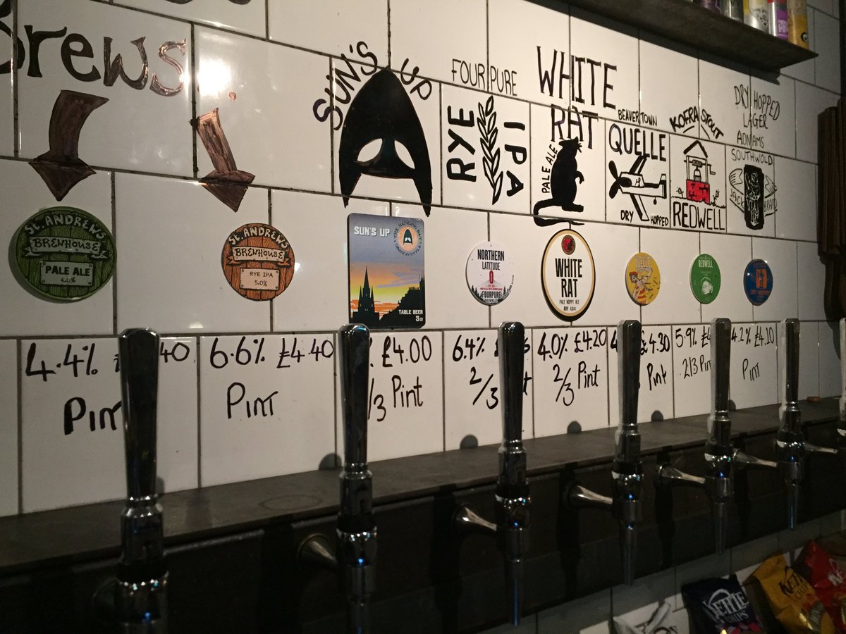standrewbrewhse's tweet photo. Our craft wall this evening ! #redwell #adnams #ratbrew #fourpure https://t.co/rImz20FckW