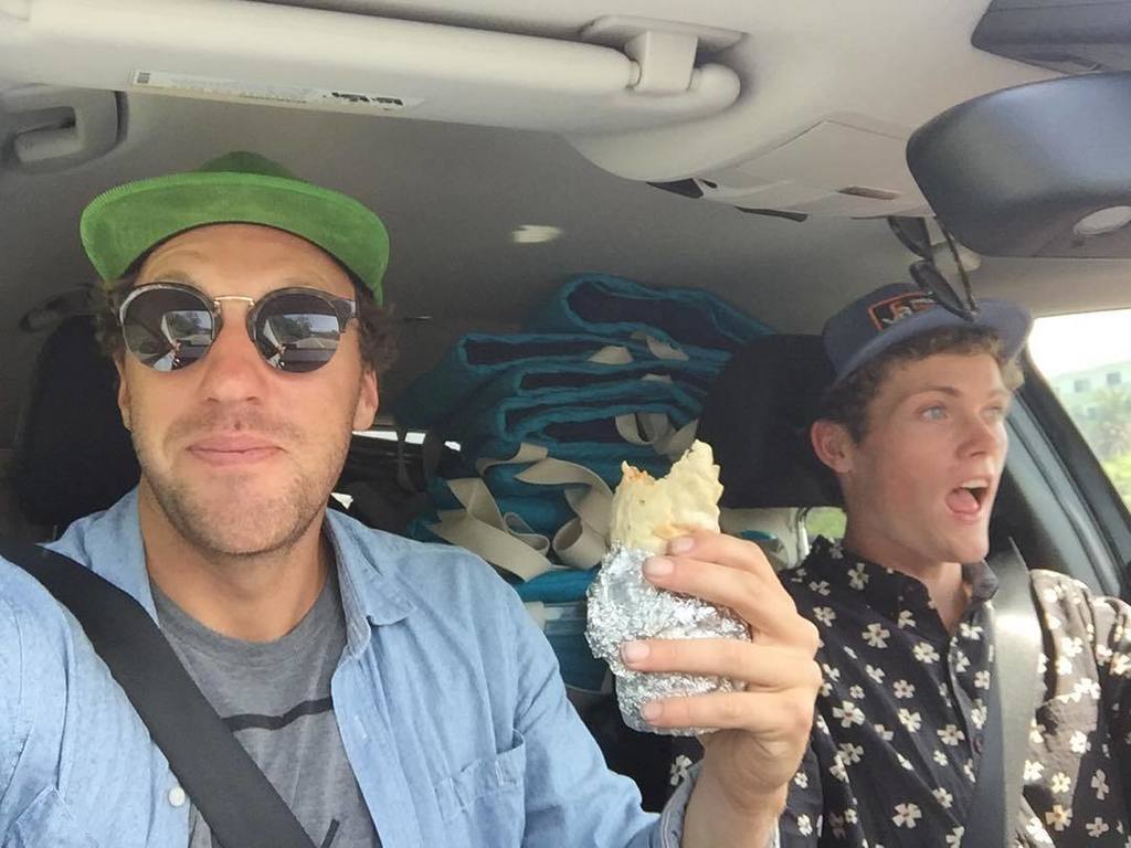 madeoutwest's tweet photo. Burritos &amp; Bags | North Bound with @timman https://t.co/rKNKHkA4Or https://t.co/haeTfbfBKh
