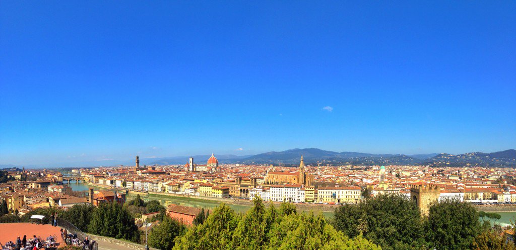 quincaral's tweet photo. La primavera ya llega a #Florencia 
Arriva la primavera a #Firenze // @comunefi https://t.co/GizV0FGu9v