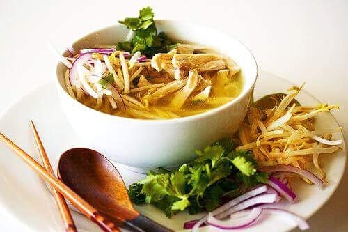WorldSoups's tweet photo. #Vietnamese chicken #pho for #lunch! Check out this great #PhoGa #recipe! https://t.co/nE9MaXE8QR #worldsoupsinc https://t.co/6SwB7aXZUG