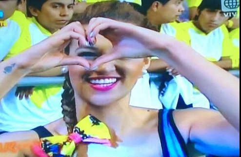 PaTriciaJackeLi's tweet photo. #BuenasVibrasReinaArizaga 😘 https://t.co/yaXgI4cgGe