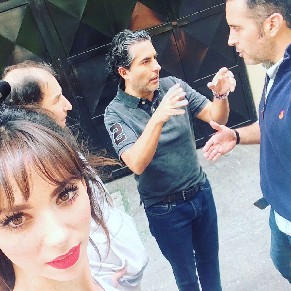 Natalia_Tellez's tweet photo. Puros cuates ja ja @gusloza @negroaraiza2 y el Pony 👌😊 #serie https://t.co/ccEAtN0qux