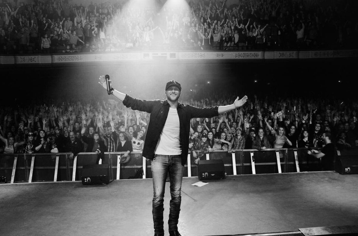 coleswindell's tweet photo. Love playing to this sold out crowd! #YouShouldBeHere https://t.co/smonO0Qq8b