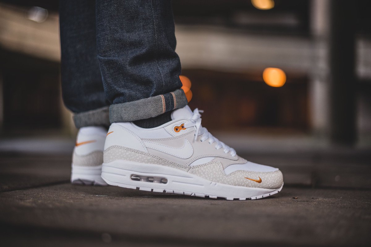 air max 1 premium safari