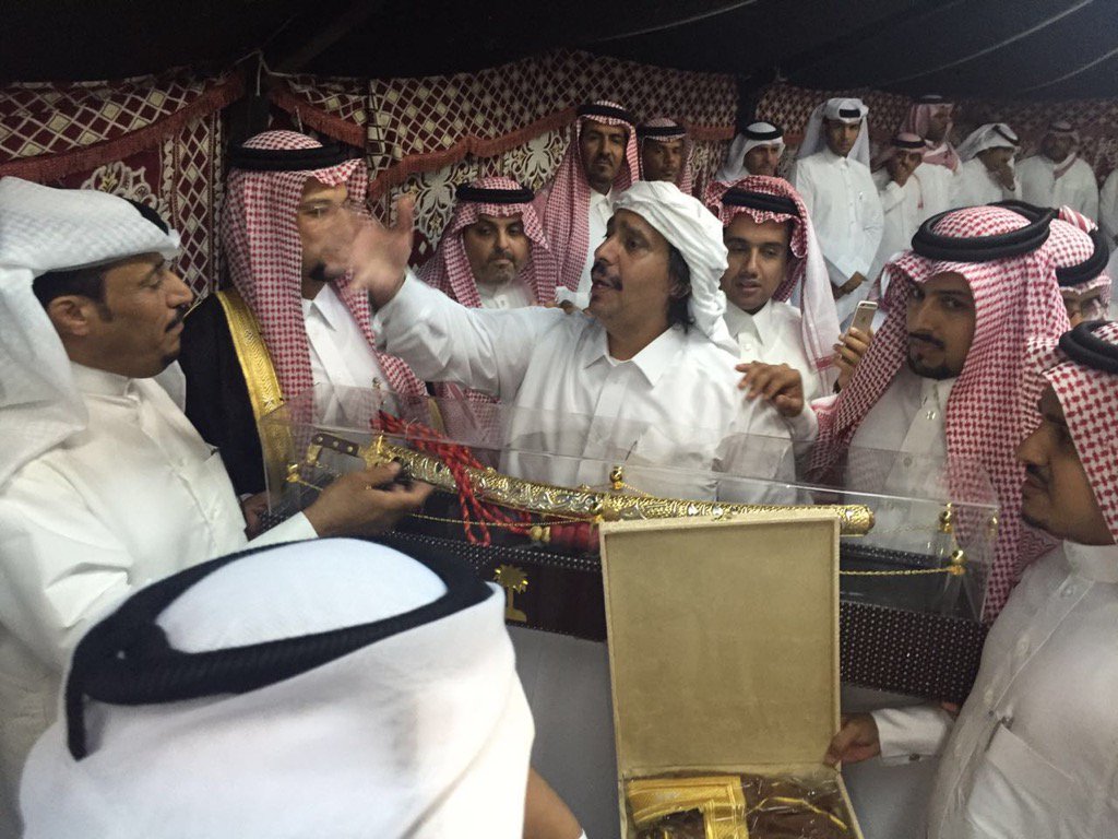 من دوحة العز والاخوان الكرام عادل وناصر وتكريم ملك المراجل والشعر محمد بن الذيب