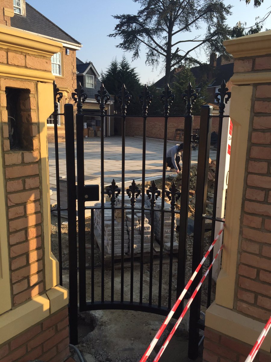 Carberry Build tweet media