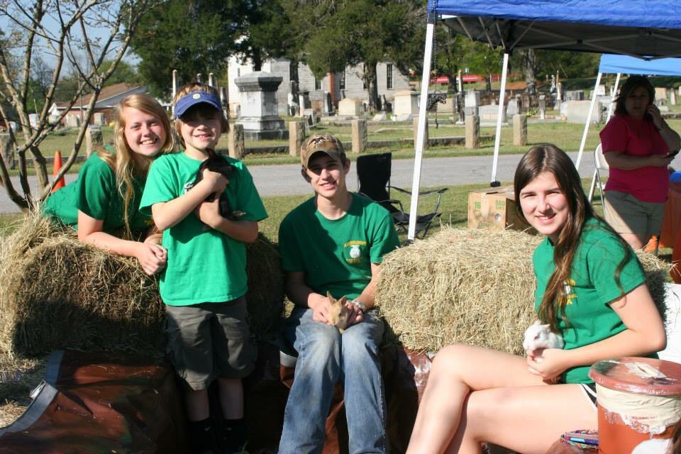 growfuture's tweet image. This could be you! Sign up to be a volunteer so we can get you a t shirt by May 2nd.