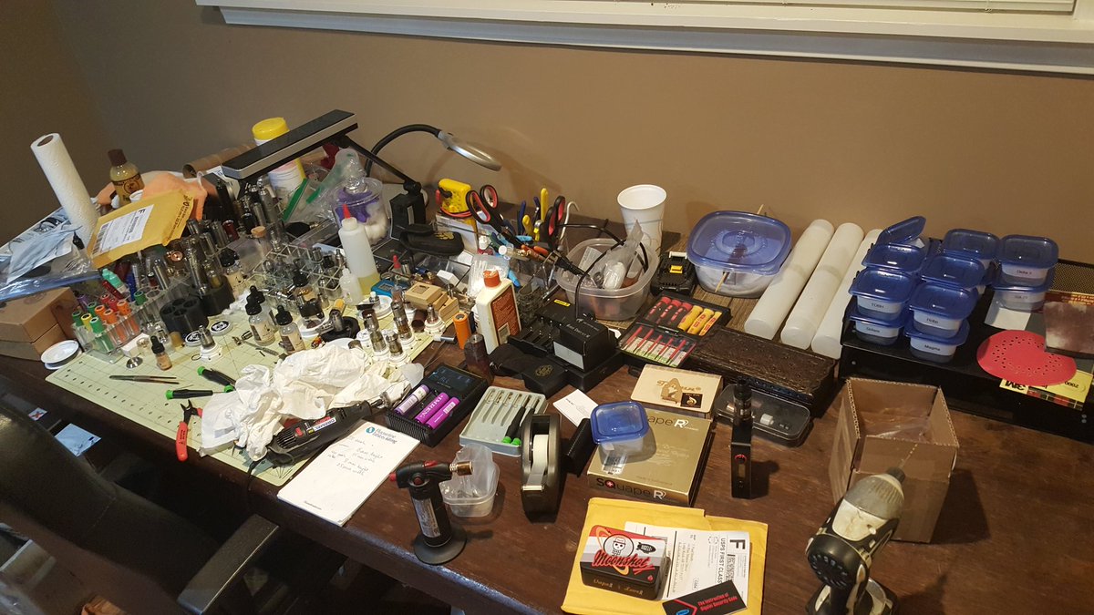 MistfitsVape's tweet photo. .....I might have a problem. Lol #vapelife #vape #mistfitsvapeshop #mistfit4lyfe #mineisbiggerthanyours #alleyesonme https://t.co/FiklaExqPs