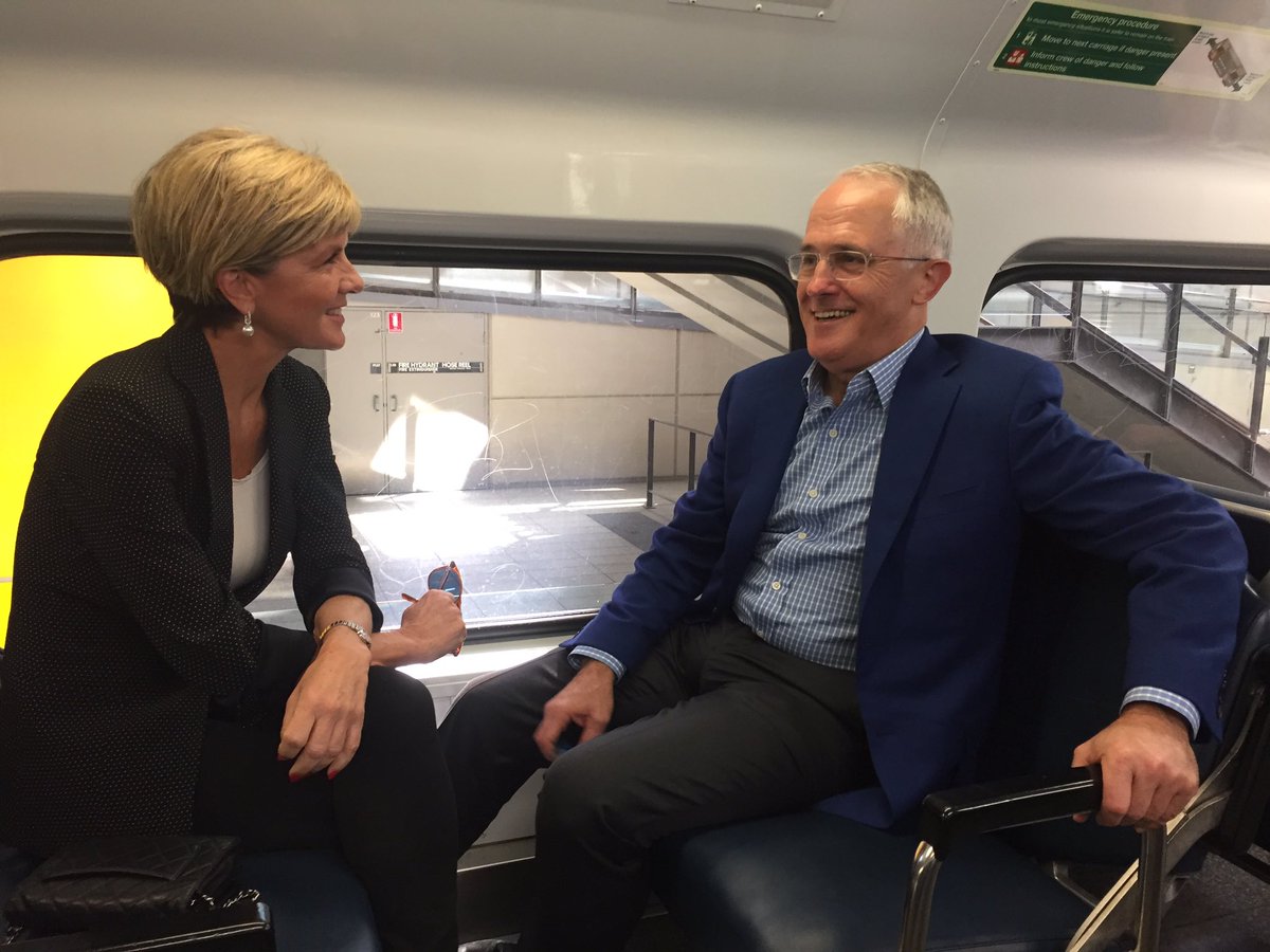 PT_notify's tweet image. RT @JulieBishopMP: Joining PM @TurnbullMalcolm on 🚂 to Sydney from Homebush after brilliant morning at robotics comp