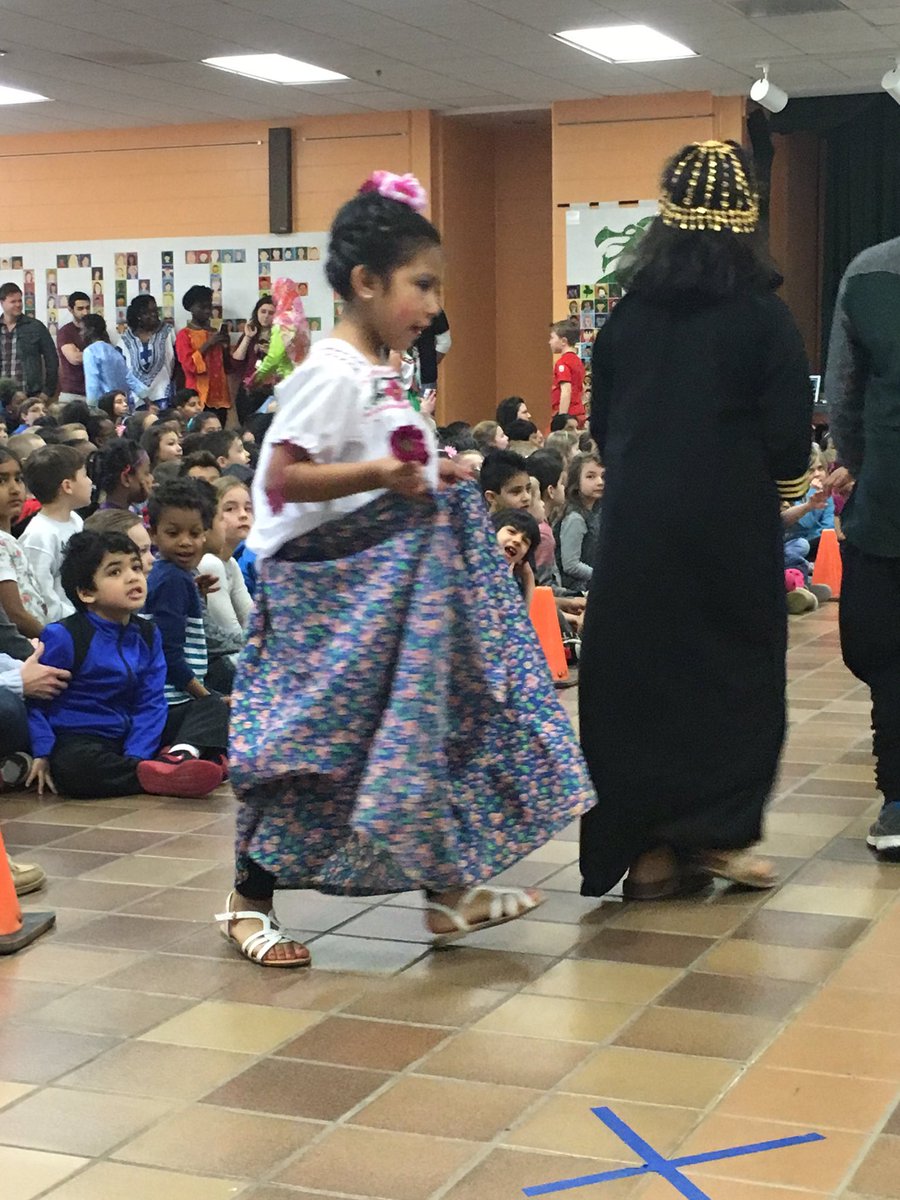 SarahMaeAdkins's tweet photo. My friends participating in our fashion show!  #celebrateDWEdiversity https://t.co/1yqUkWU6cA