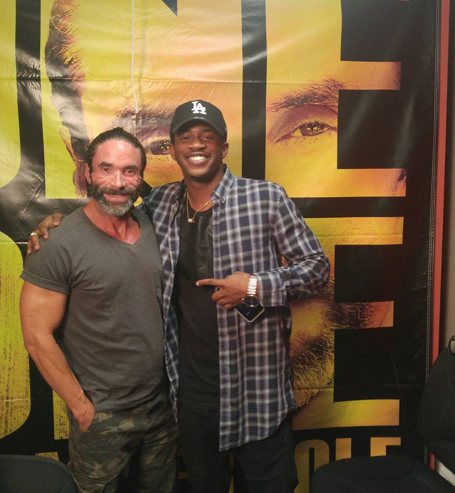 tm4453's tweet photo. TONIGHT @ 10PM/ET is the PREMIERE of @OneOnOneJCole with #LOST alum &amp; #MKTO hitmaker @therealmalcolm! https://t.co/JjY6YdXfvj