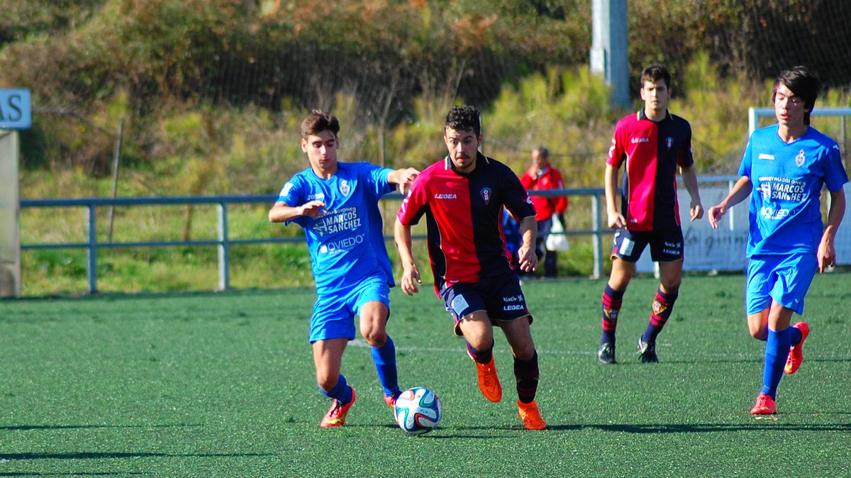 FRANPERMUY's tweet photo. Es el momento d que nuestro "Diamond" brille @JairoRS18 #8Finales #SoloValeGanar #RoadLN @MontevilCD #DiamondRules https://t.co/VY33h140VO
