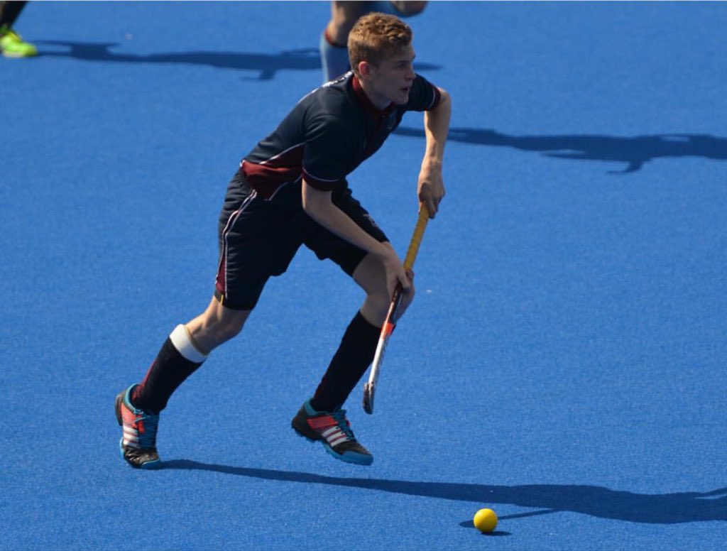 Use this pic <a href="/olievans3299/">Oli Evans</a> <a href="/DeanCloseSchool/">Dean Close School</a> #gr8 pic #hockey #ComeOnTheDean #bigupthelads #bigupCAG